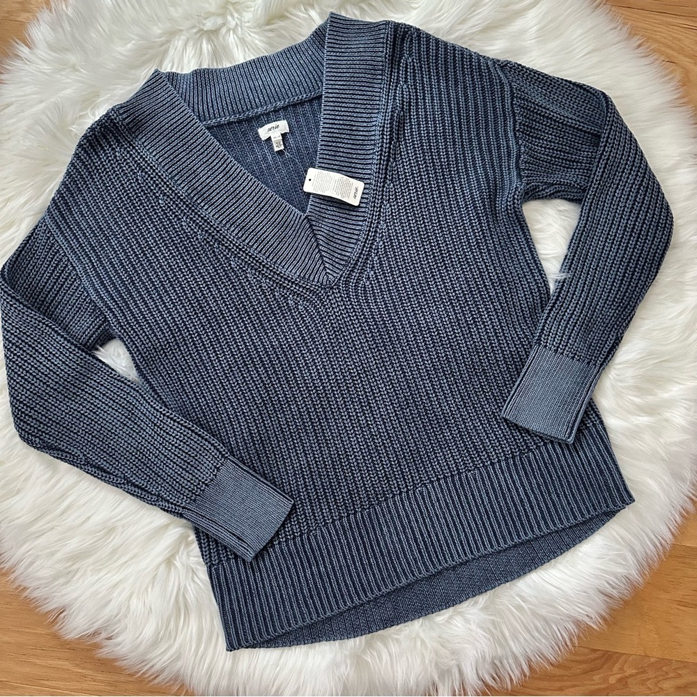 NWT Aerie Chunky Knit V-Neck Sweater Size XS